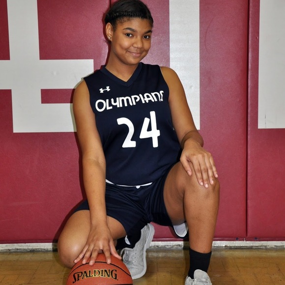 Meet your Posher, Nyla - Picture 1 of 1